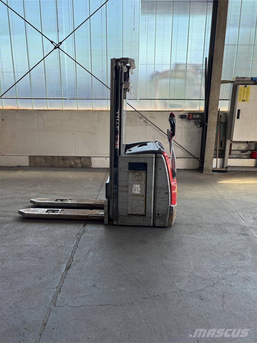 Still EXV 16 Apiladoras eléctricos