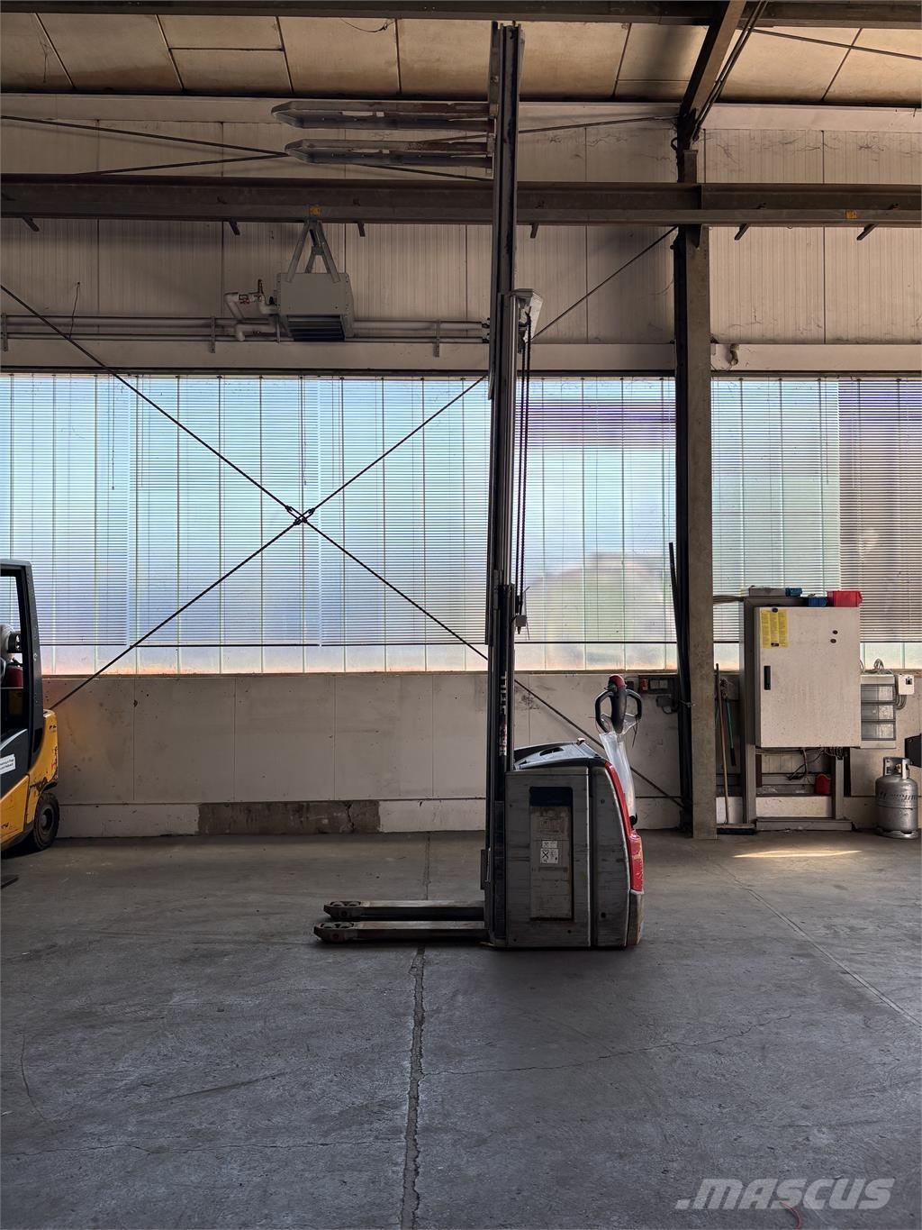 Still EXV 16 Apiladoras eléctricos