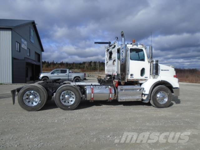 Western Star 4900 SA Camiones tractor