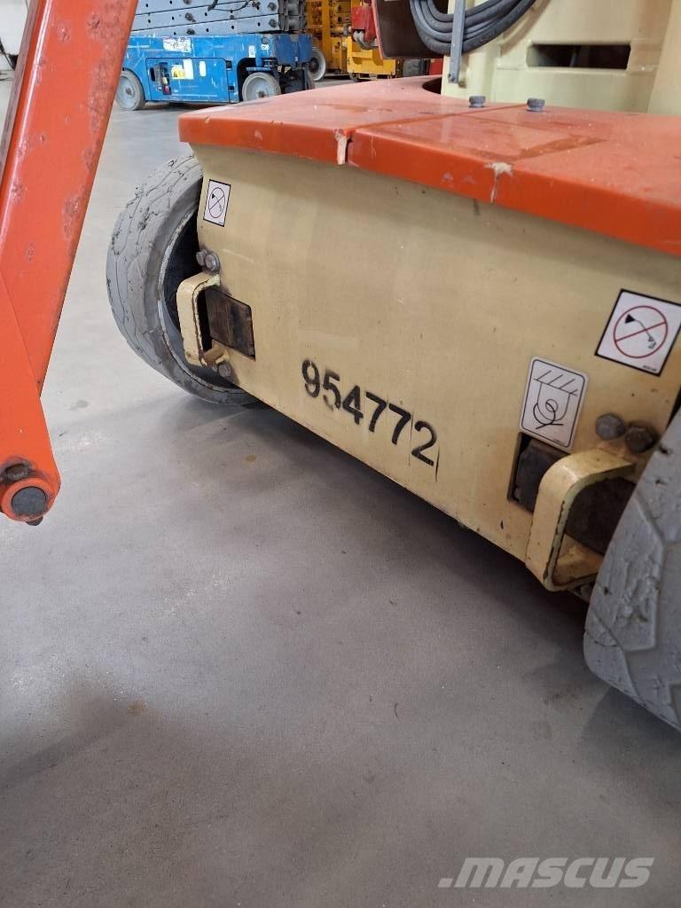 JLG Toucan 10 E Plataformas con jaula de elevación