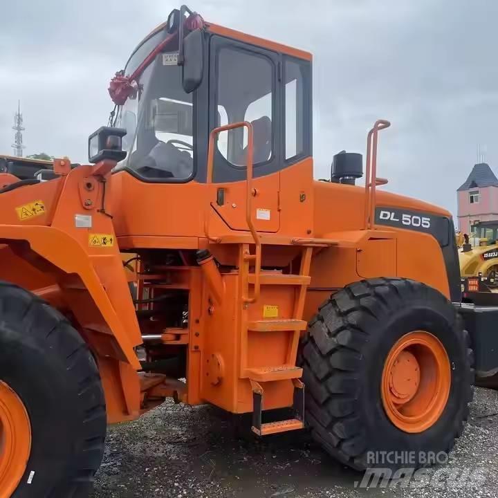 Doosan DL505 Cargadoras sobre ruedas