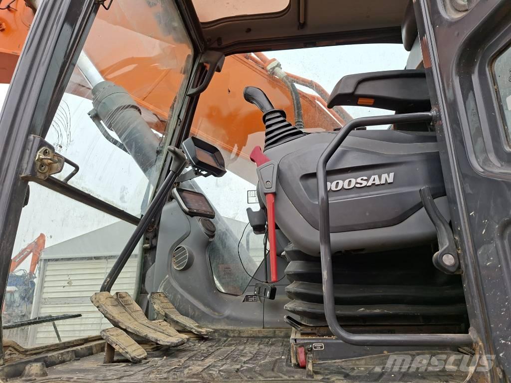 Doosan DX380LC-7 Excavadoras sobre orugas