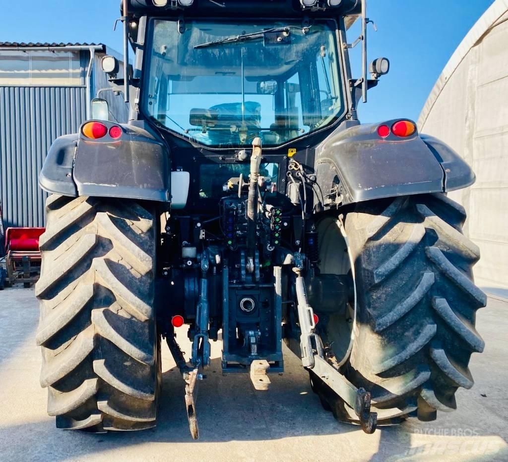 Valtra T 203 Tractores