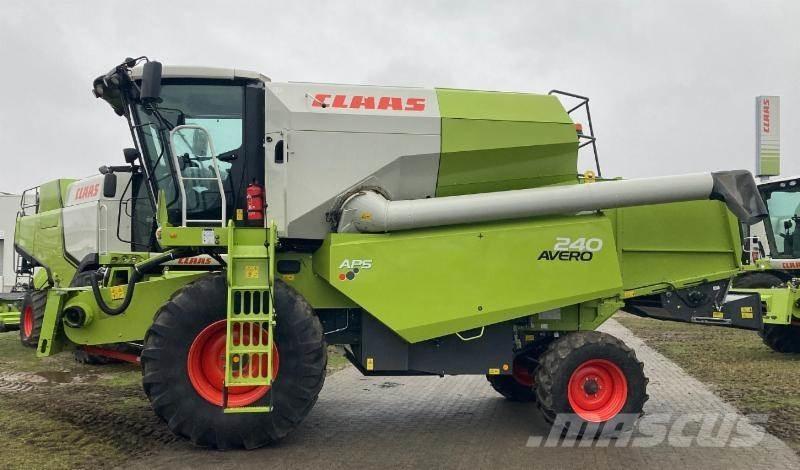CLAAS AVERO 240 Cosechadoras combinadas