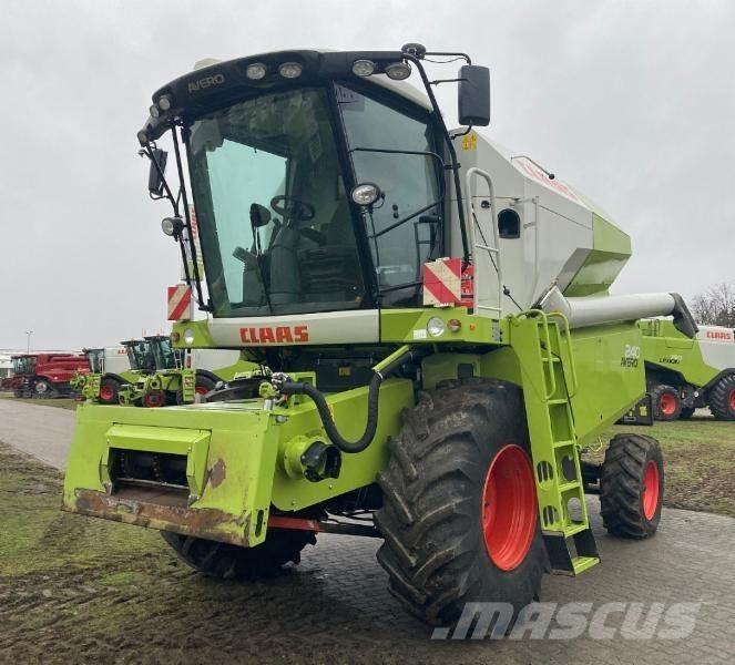 CLAAS AVERO 240 Cosechadoras combinadas