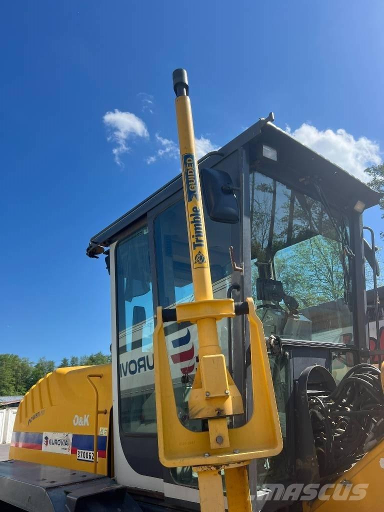 O&K F 156,6A Niveladoras