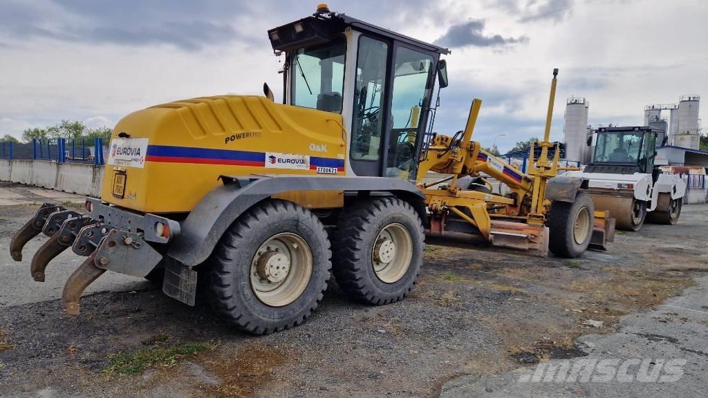 O&K F 156,6A Niveladoras