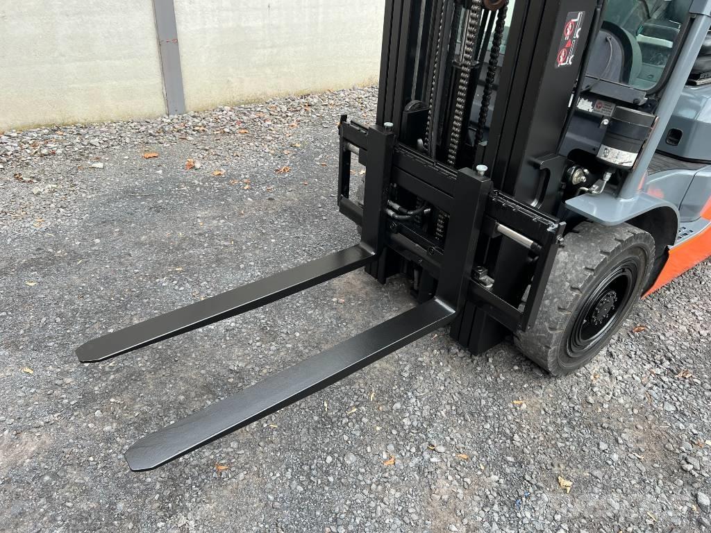 Toyota 02-8FGF25 Camiones LPG