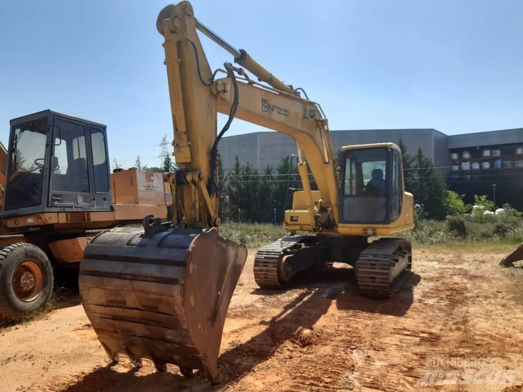 Komatsu PC200EN-6K Excavadoras sobre orugas