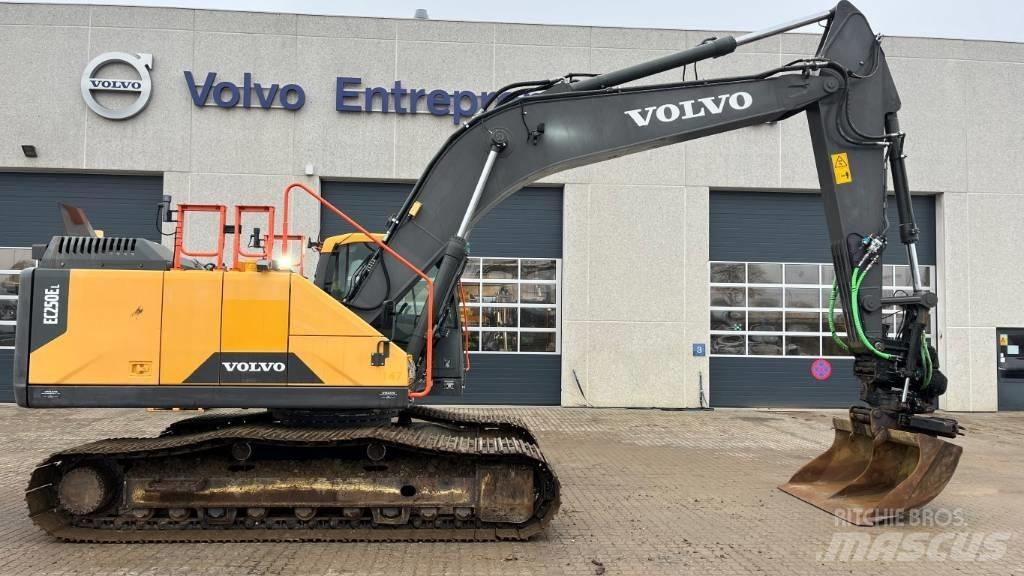 Volvo EC250EL Excavadoras sobre orugas