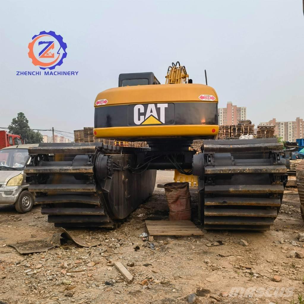 CAT 320 C Excavadoras anfibio
