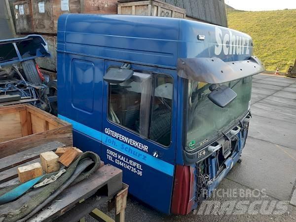 DAF SPACECAB Cabinas