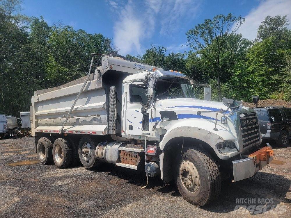 Mack 713GU Bañeras basculantes usadas