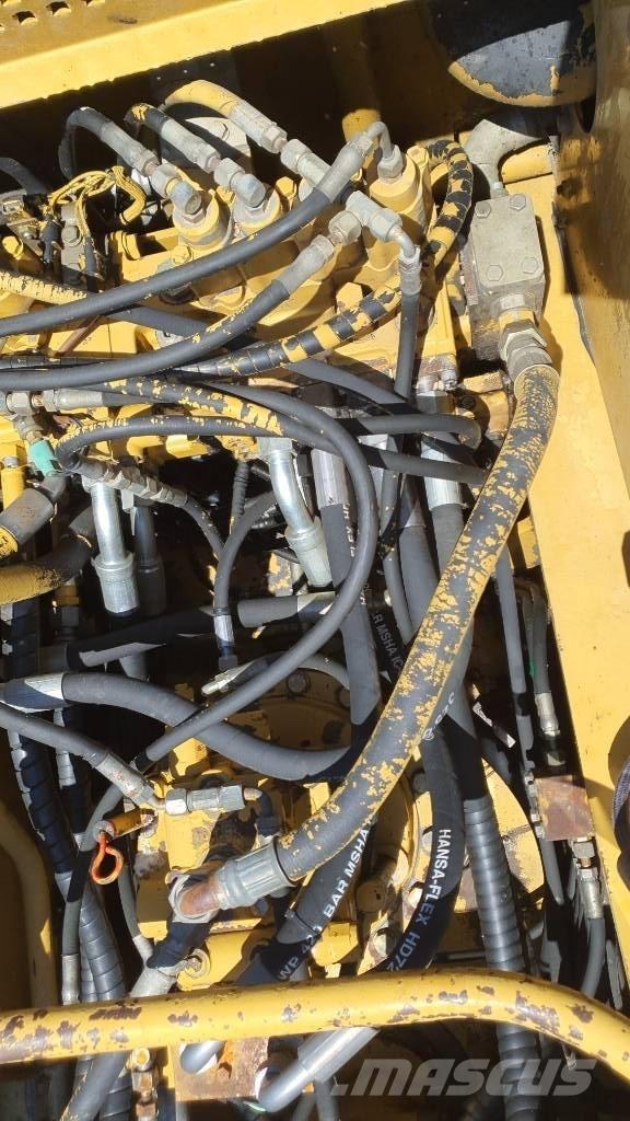 CAT 325 LN Excavadoras sobre orugas