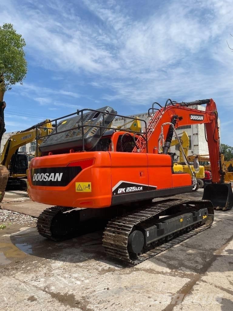 Doosan DX 225 Excavadoras 7t - 12t