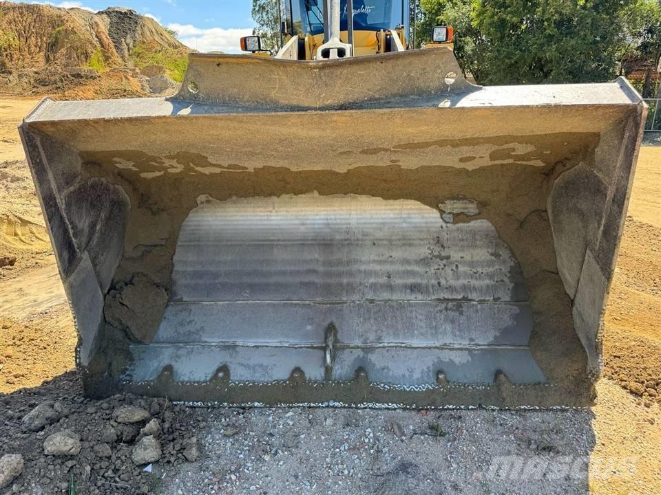 Volvo L 90 F Cargadoras sobre ruedas