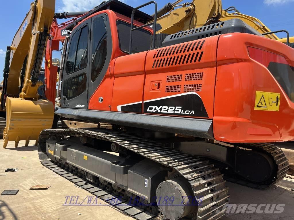 Doosan DX225 Excavadoras sobre orugas