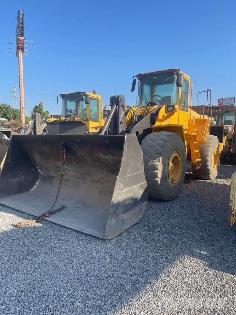 Volvo L 180 E Cargadoras sobre ruedas