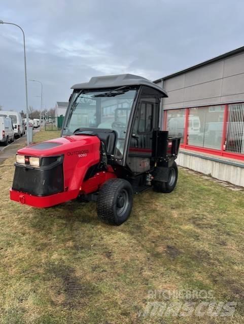 Toro Outcross 9060 Otras máquinas de jardinería y limpieza urbana