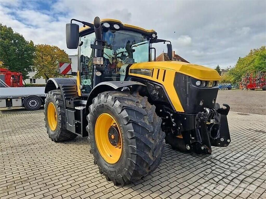 JCB 4220 Fastrac Tractores