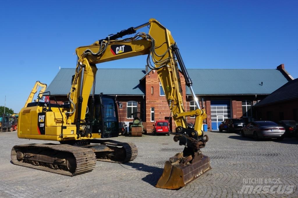 CAT 320 FL Excavadoras sobre orugas