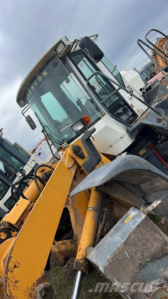 Liebherr L 514 Transmisiones