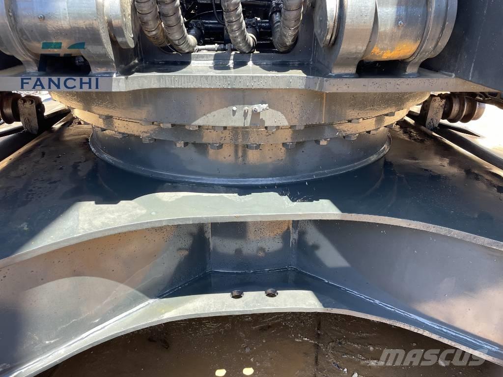 Hyundai 305lC-9T Excavadoras sobre orugas