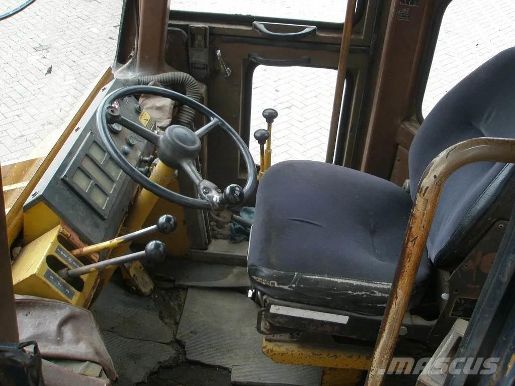 Komatsu W40-2 Cargadoras sobre ruedas