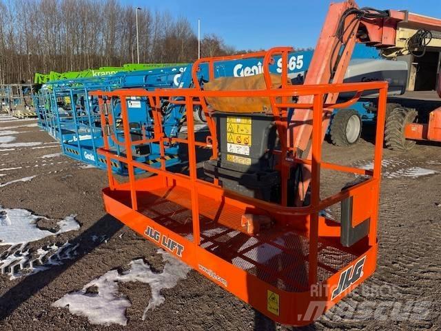 JLG 660 SJ Plataformas con brazo de elevación manual