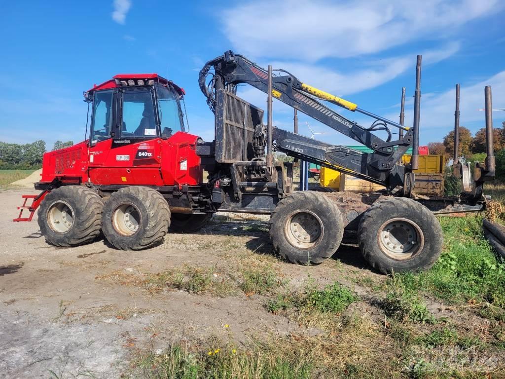 Komatsu 840 TX Transportadoras