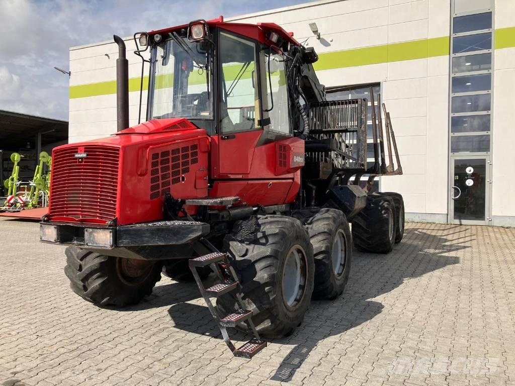 Komatsu 840TX Transportadoras