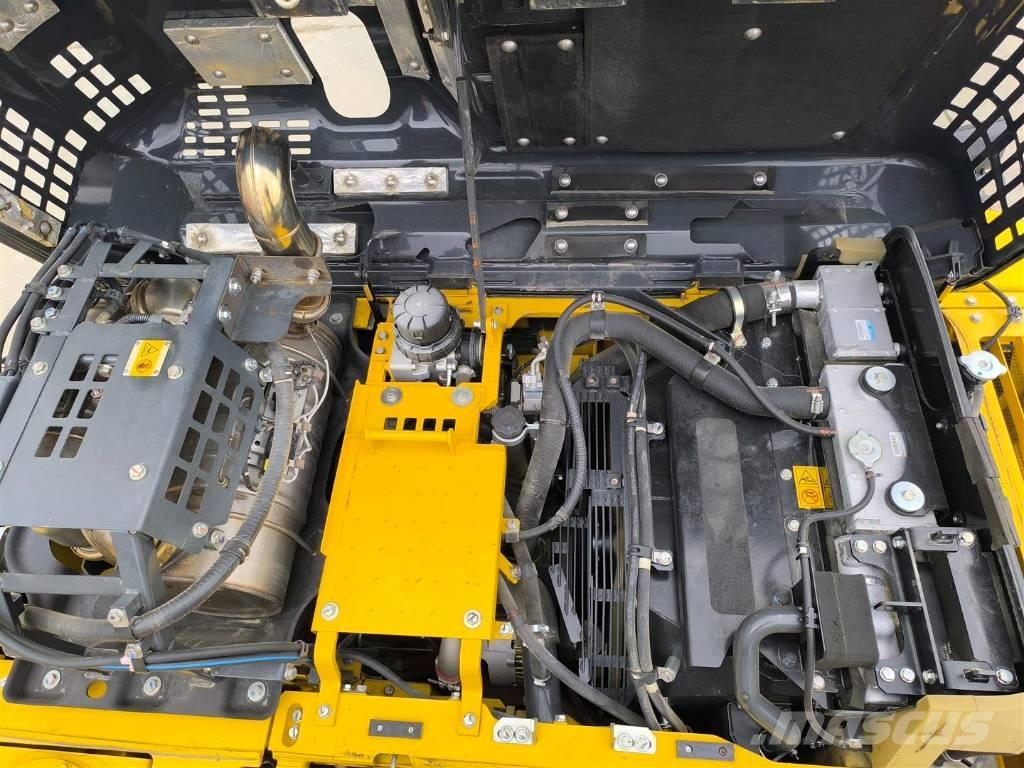 Komatsu HB 215 LC-3 Excavadoras sobre orugas