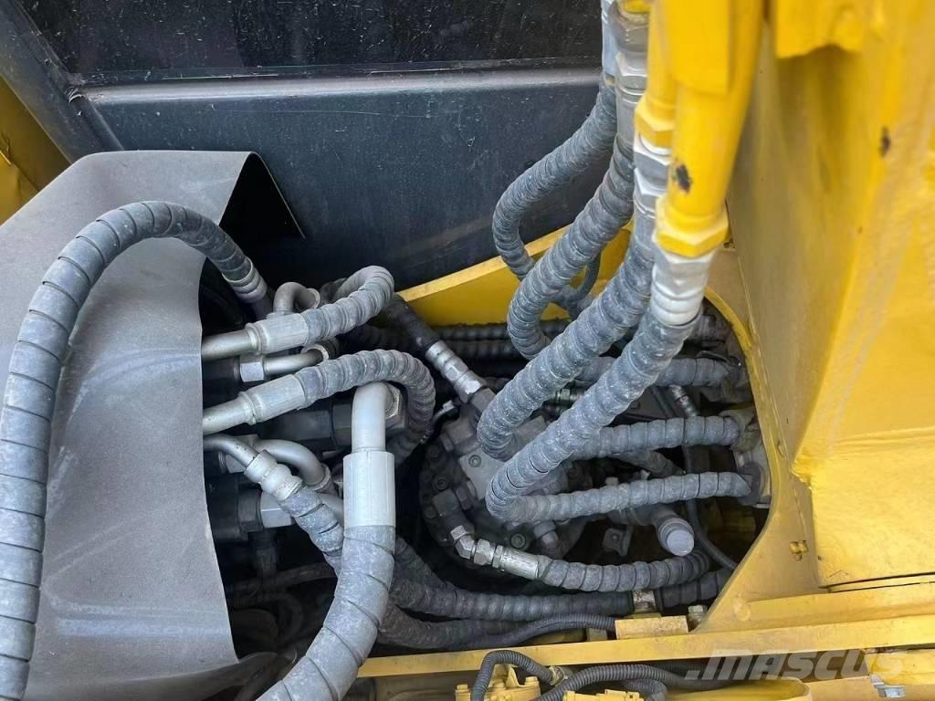 Komatsu PC70-8 Excavadoras 7t - 12t