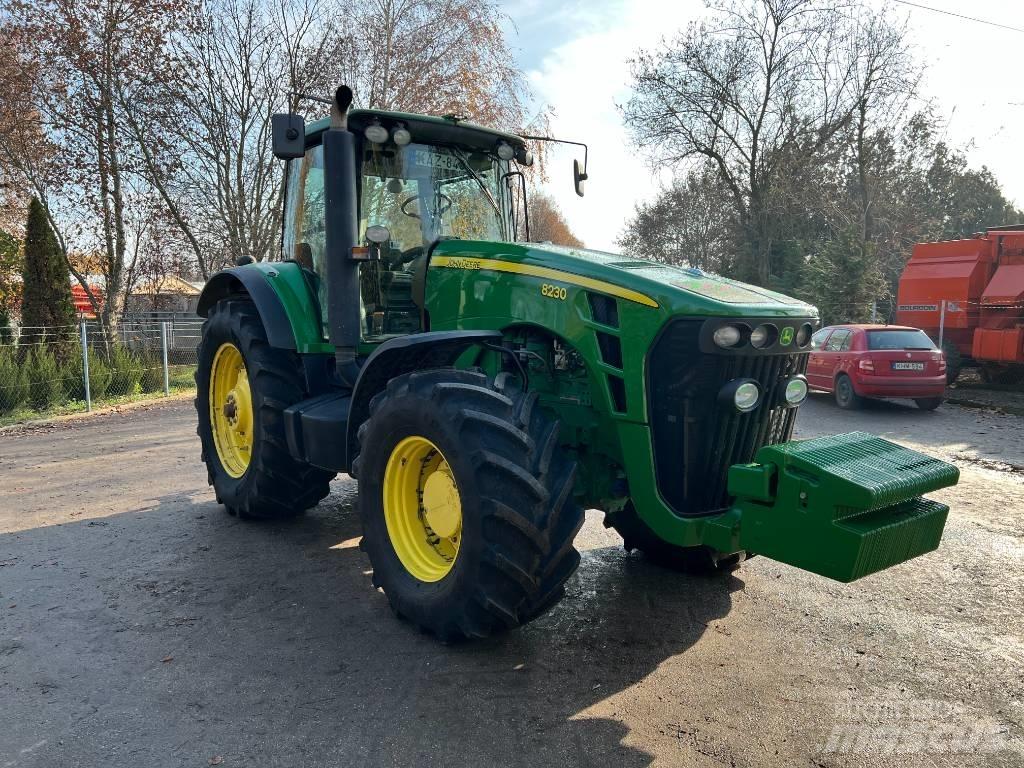 John Deere 8230 Tractores