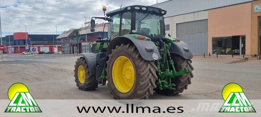 John Deere 6215 R Tractores