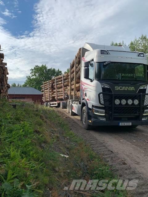 Scania R580B6X4NB Transportes de madera