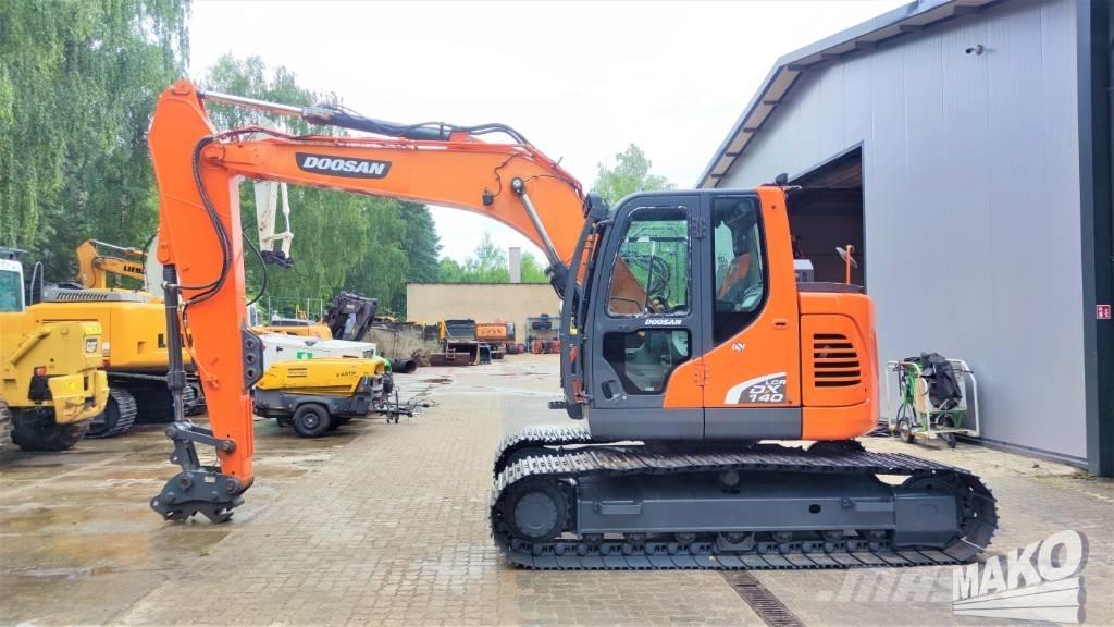 Doosan DX 140 LCR Excavadoras sobre orugas