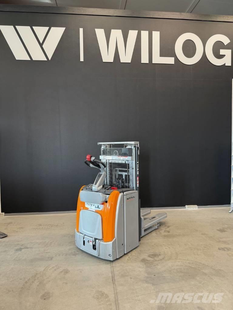 Still EXVSF 14 Apiladoras eléctricos