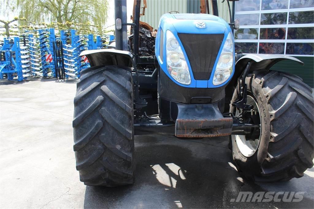 New Holland T7030 Tractores