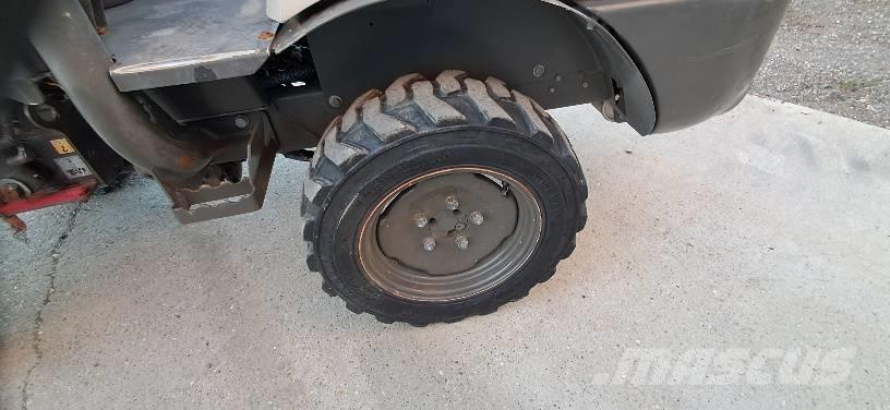 Ausa D 100 AHA Vehículos compactos de volteo