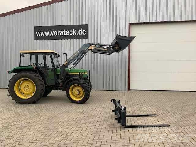 John Deere 2450 Tractores