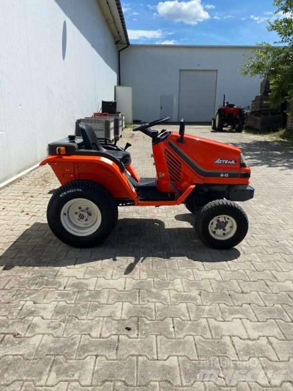 Kubota ASTE A13 Tractores compactos