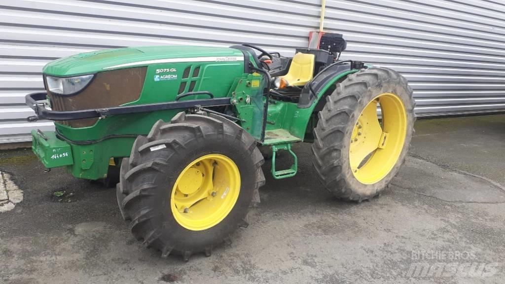 John Deere 5075GL Tractores