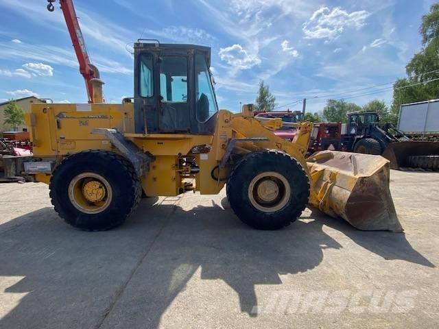 Furukawa 335 Cargadoras sobre ruedas