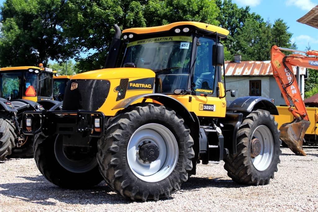 JCB Fastrac 3220-65 Tractores