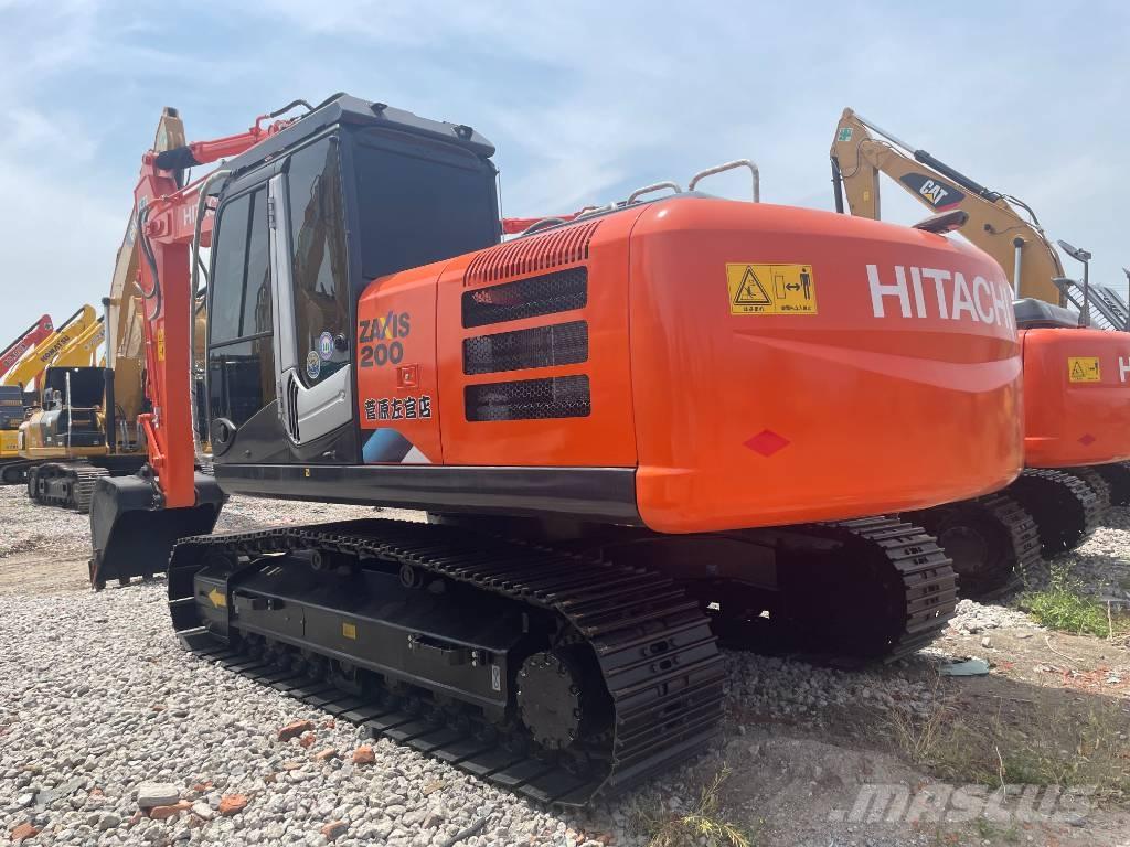 Hitachi ZX 200 Excavadoras sobre orugas