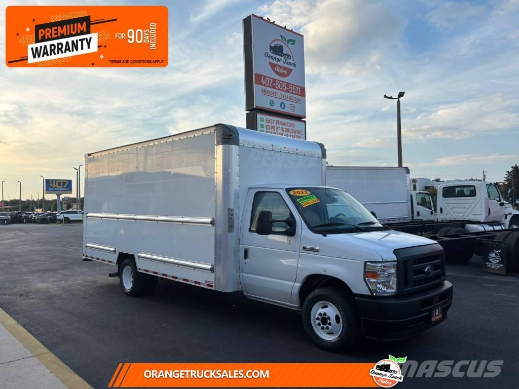 Ford E 350 Camiones con caja de remolque