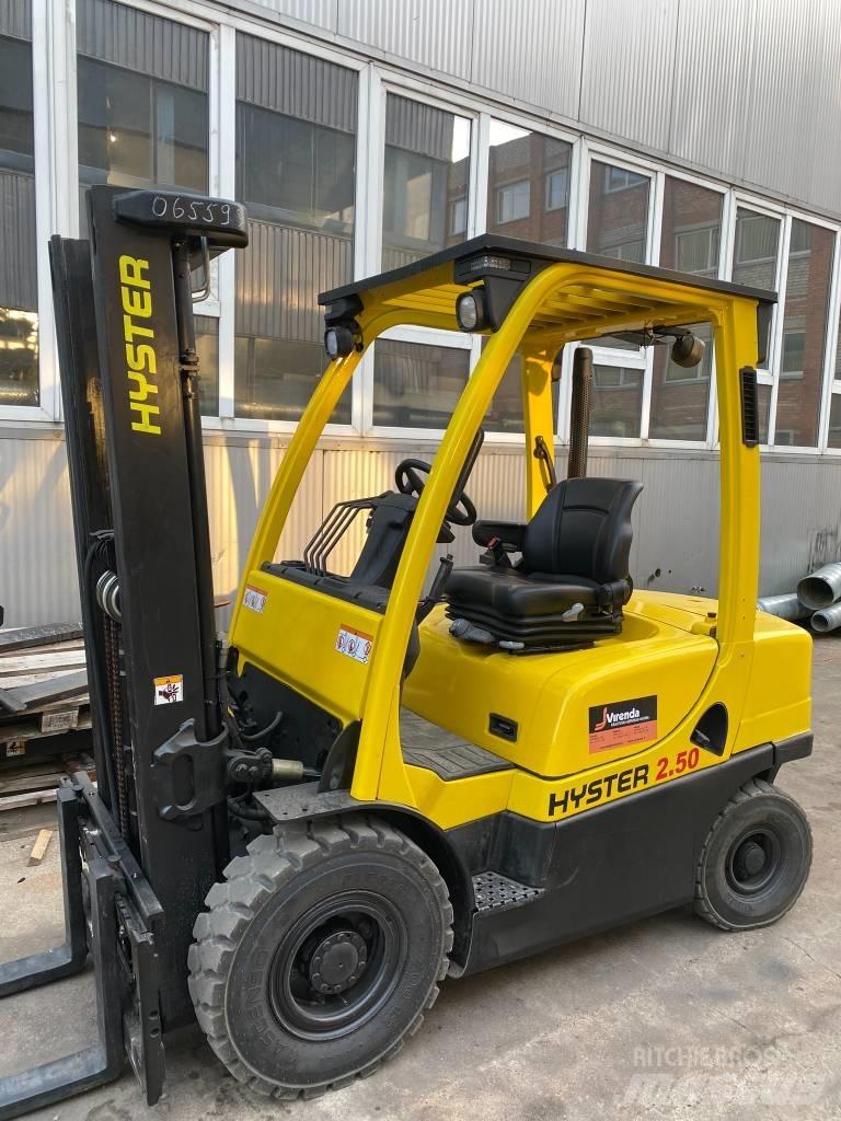 Hyster H2.50FT Camiones diesel