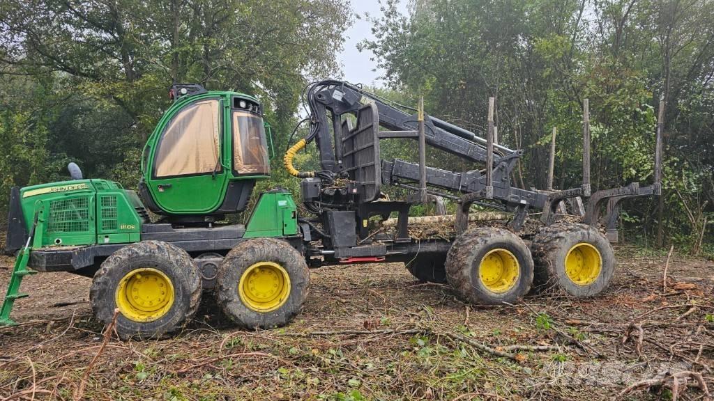 John Deere 1110 E Transportadoras