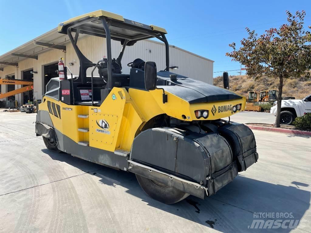 Bomag BW28RH Rodillos sobre neumáticos